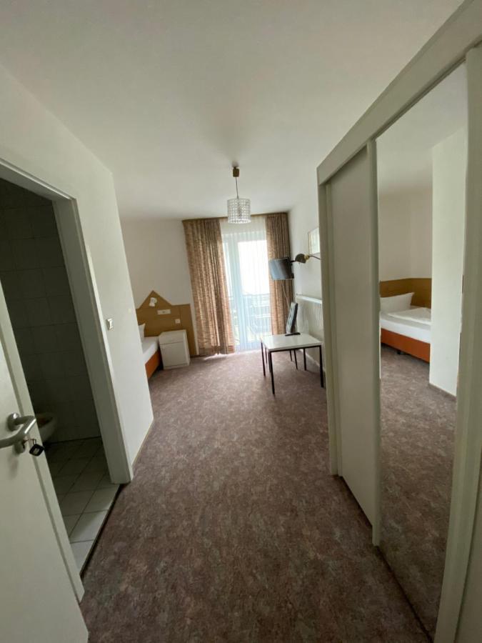 Hotel Seehaus Horn-Bad Meinberg Exteriör bild