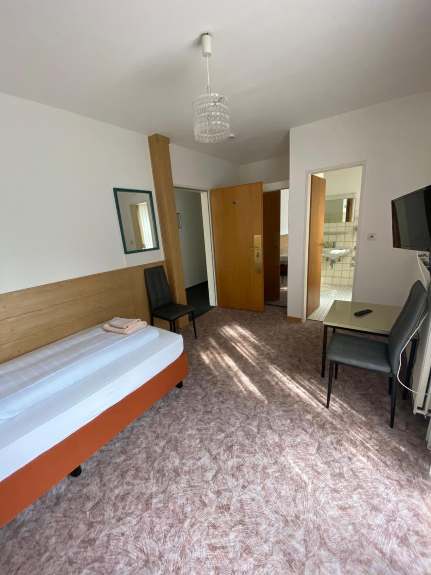 Hotel Seehaus Horn-Bad Meinberg Exteriör bild